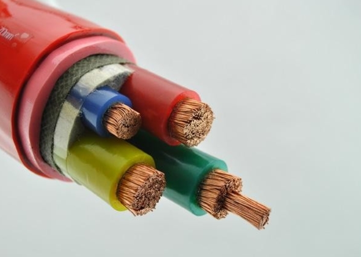 耐高温电缆是在高温下能正常传输信号或电能的电缆.jpg